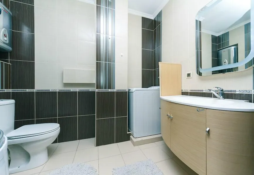 Apartament Двухкомнатная Студио На Саксаганского Kijów